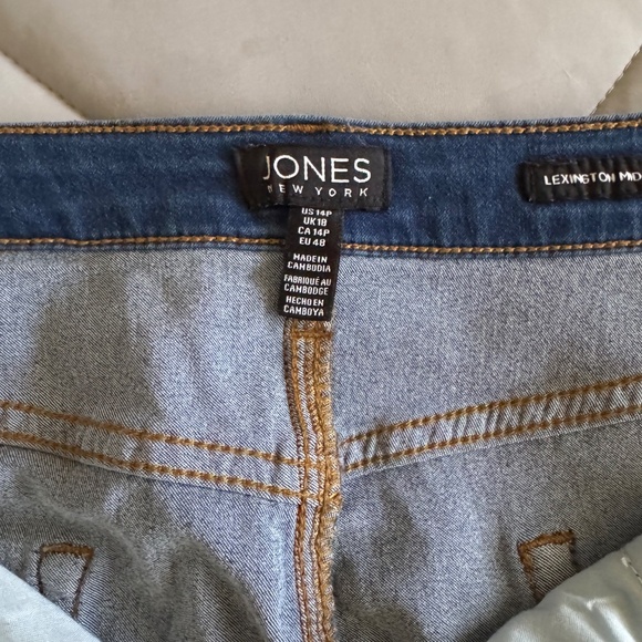 Jones New York Denim Skirt, size 14P - Picture 4 of 8
